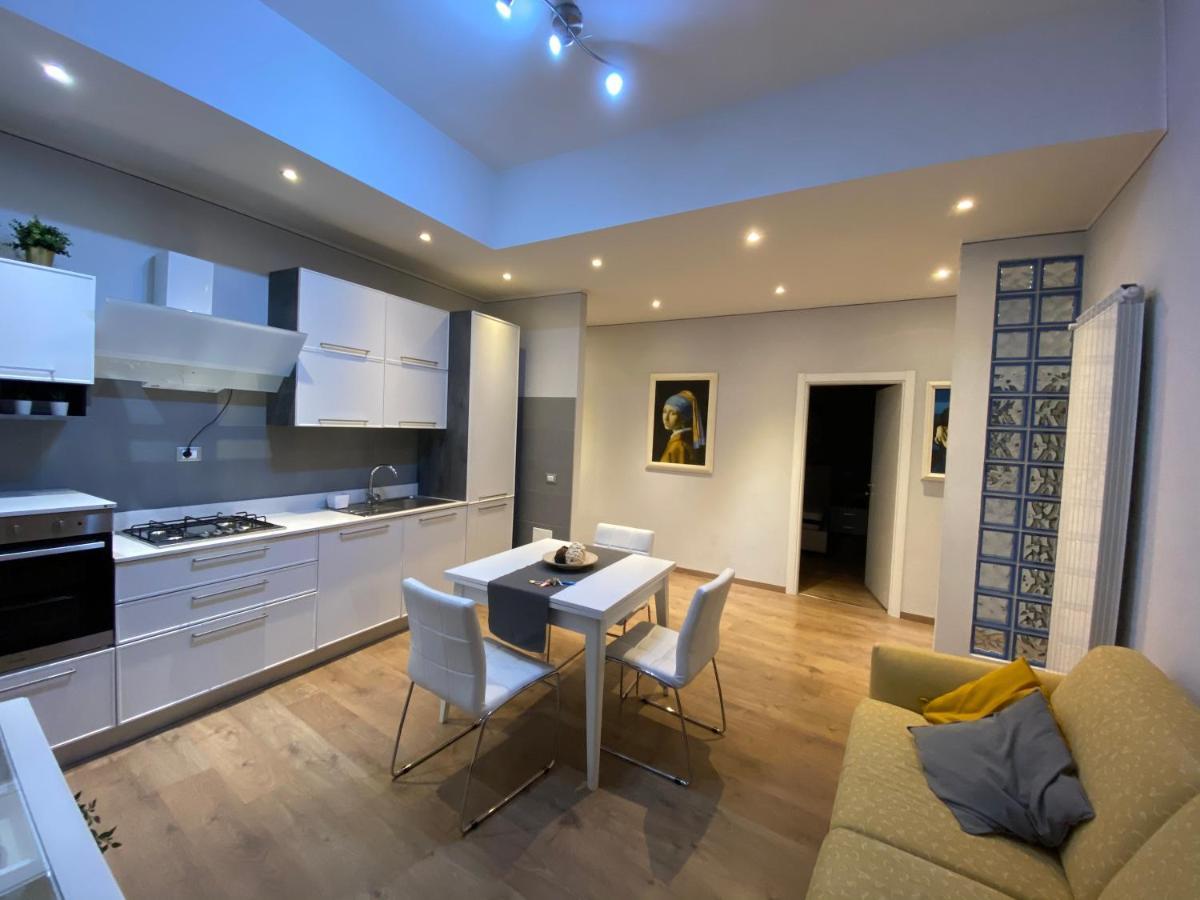 Marina Apartment & Suite 베르바니아 외부 사진